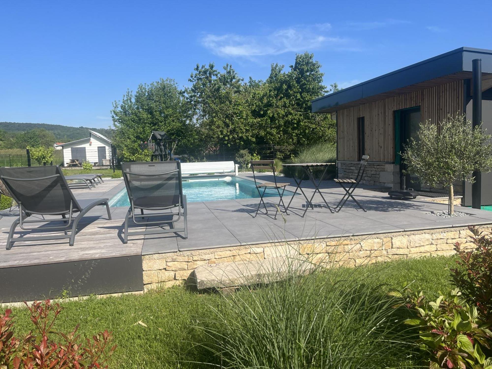 Sejour Detente - Appart'Hotel N 1 Avec Jaccuzi, Piscine Et Petit-Dejeuner Chouzelot Buitenkant foto